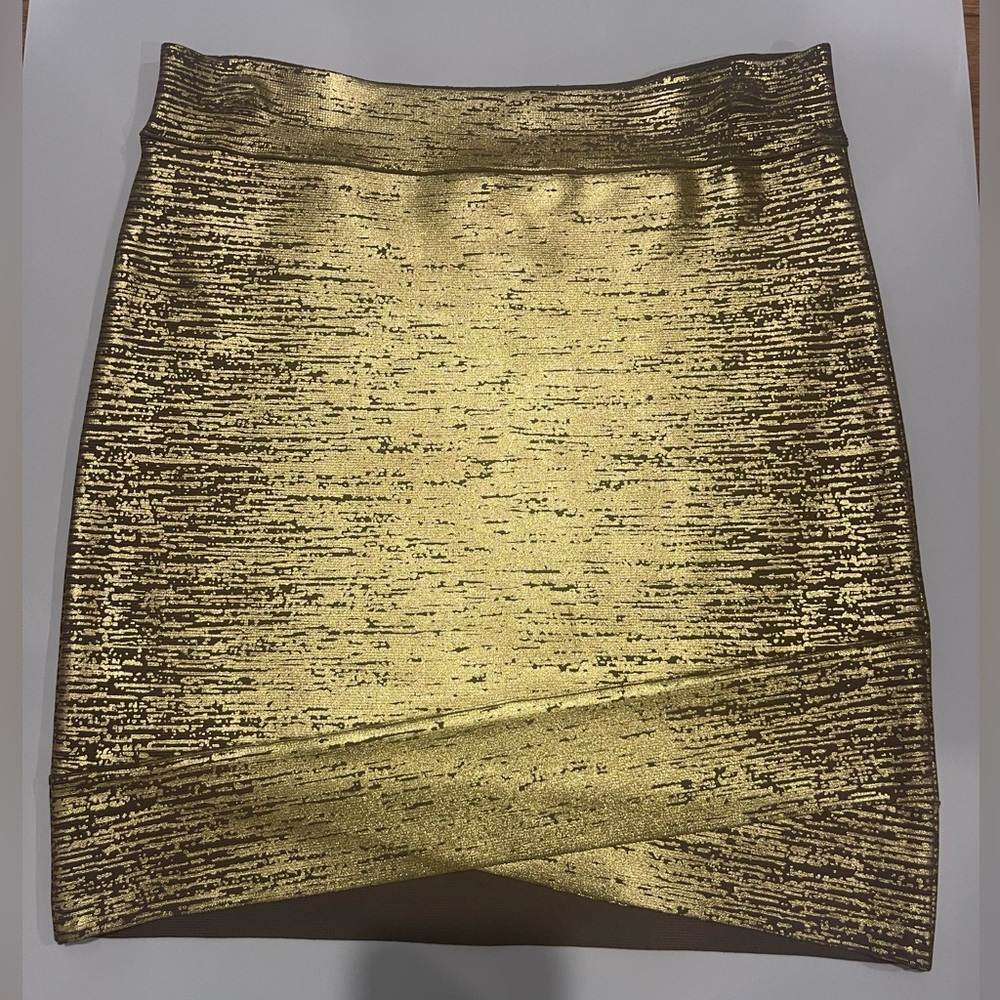 NEW 👑BCBGMaxAzria Gold Textured bandage Mini Skirt large nwot